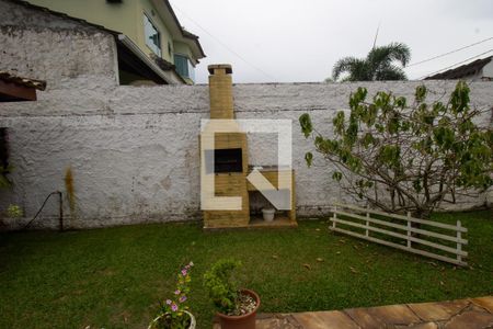 Casa de condomínio à venda com 460m², 4 quartos e 2 vagas Casa de condomínio à venda com 460m², 4 quartos e 2 vagasQuintal