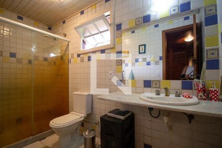 Casa de condomínio à venda com 460m², 4 quartos e 2 vagas Casa de condomínio à venda com 460m², 4 quartos e 2 vagasBanheiro dos Quartos