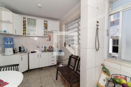 Apartamento à venda com 140m², 2 quartos e 2 vagasCozinha