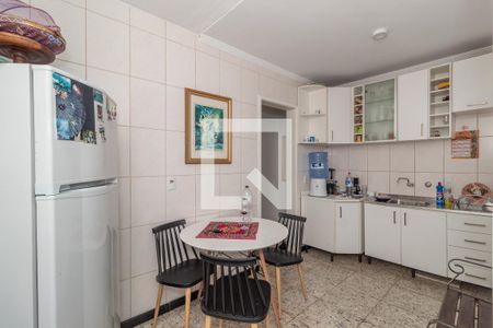Apartamento à venda com 140m², 2 quartos e 2 vagasCozinha