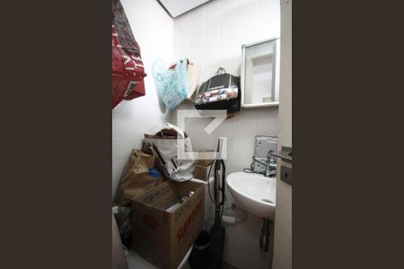 Apartamento à venda com 156m², 3 quartos e 3 vagasBanheiro de Serviço