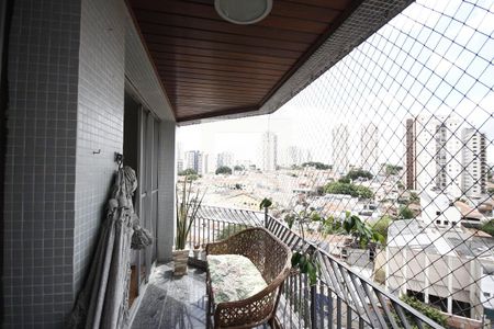 Apartamento à venda com 156m², 3 quartos e 3 vagasVaranda