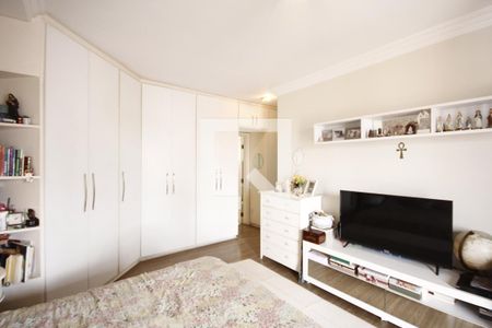 Apartamento à venda com 156m², 3 quartos e 3 vagasSuíte 2
