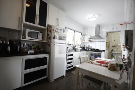 Apartamento à venda com 156m², 3 quartos e 3 vagasCozinha