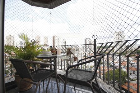 Apartamento à venda com 156m², 3 quartos e 3 vagasSuíte 2