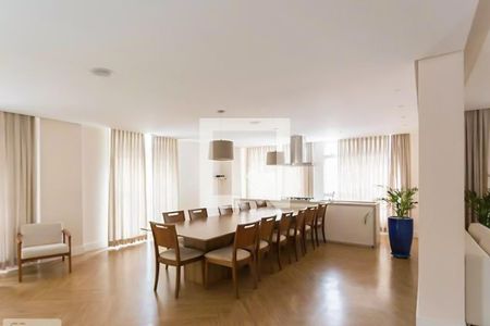 Apartamento à venda com 256m², 3 quartos e 3 vagasÁrea comum - Salão de festas