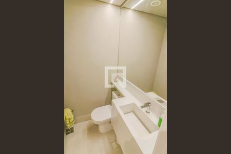 Lavabo de apartamento à venda com 3 quartos, 256m² em Cidade São Francisco, São Paulo