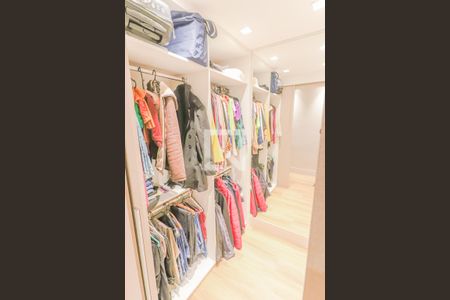 Apartamento à venda com 256m², 3 quartos e 3 vagasSuite 2 