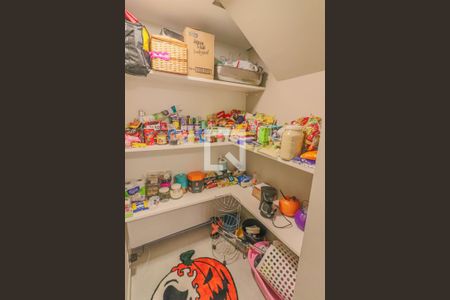 Apartamento à venda com 256m², 3 quartos e 3 vagasLavanderia