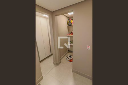 Apartamento à venda com 256m², 3 quartos e 3 vagasLavanderia