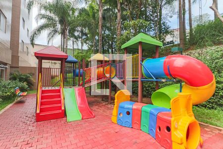 Apartamento à venda com 256m², 3 quartos e 3 vagasÁrea Comum - Playground