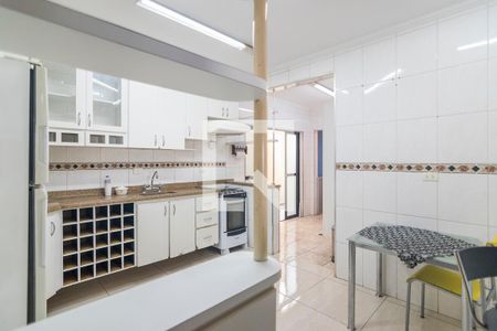 Apartamento à venda com 98m², 3 quartos e 2 vagasCozinha
