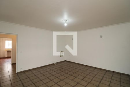 Sala de casa à venda com 4 quartos, 125m² em Vila Antonieta, São Paulo