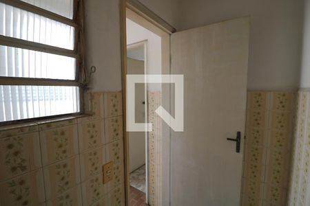 Casa à venda com 125m², 4 quartos e 2 vagasBanheiro 2