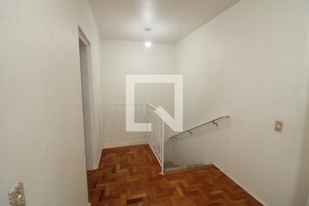 Casa à venda com 125m², 4 quartos e 2 vagasHall