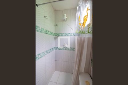 Banheiro de casa para alugar com 1 quarto, 45m² em Curicica, Rio de Janeiro