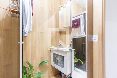 Banheiro de casa para alugar com 2 quartos, 150m² em Conceição, Osasco