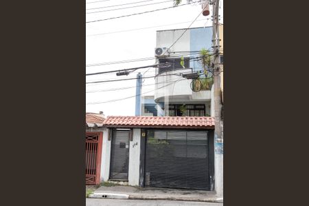 Fachada de casa para alugar com 4 quartos, 250m² em Canhema, Diadema