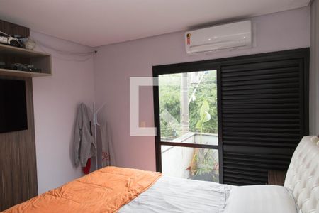 Quarto Suite de casa para alugar com 4 quartos, 250m² em Canhema, Diadema