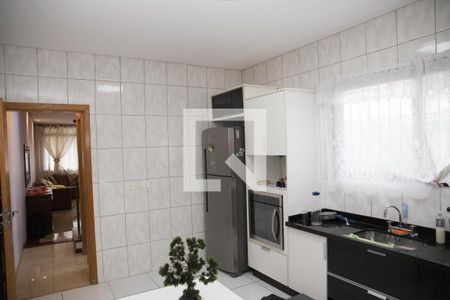 Casa para alugar com 4 quartos, 250m² em Canhema, Diadema