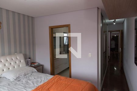 Quarto Suite de casa para alugar com 4 quartos, 250m² em Canhema, Diadema