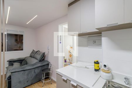 Apartamento à venda com 34m², 2 quartos e sem vaga Apartamento à venda com 34m², 2 quartos e sem vagaCozinha e Área de Serviço