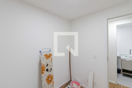 Quarto 1 de apartamento à venda com 2 quartos, 34m² em Parque Fongaro, São Paulo