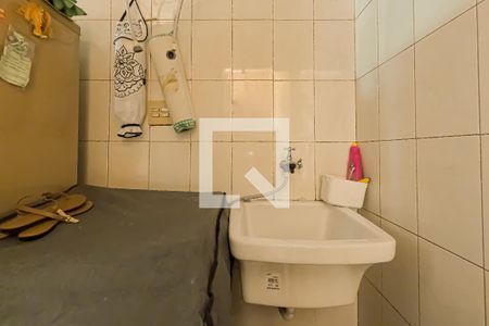 Casa à venda com 180m², 4 quartos e 2 vagasÁrea de Serviço