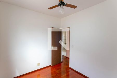 Quarto 1 de apartamento para alugar com 2 quartos, 55m² em Copacabana, Belo Horizonte