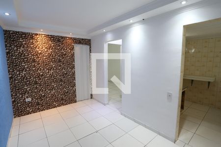 Sala de apartamento para alugar com 2 quartos, 42m² em Conjunto Habitacional Padre José de Anchieta, São Paulo