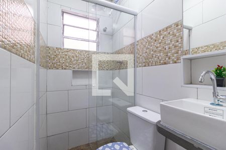 Banheiro de casa para alugar com 1 quarto, 55m² em Helena Maria, Osasco