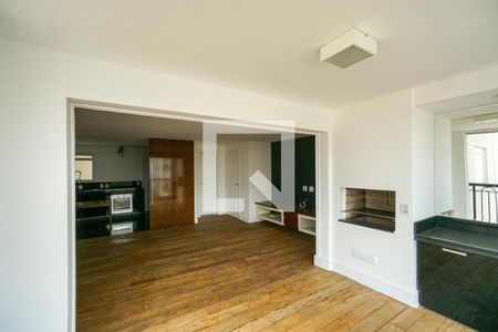 Apartamento à venda com 96m², 2 quartos e 2 vagas Apartamento à venda com 96m², 2 quartos e 2 vagasVaranda