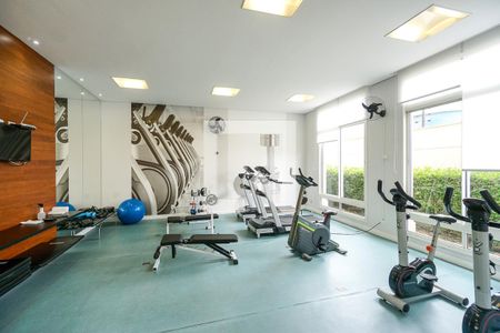 Apartamento à venda com 96m², 2 quartos e 2 vagas Apartamento à venda com 96m², 2 quartos e 2 vagasAcademia