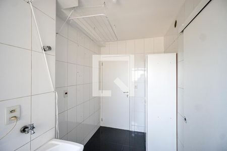 Apartamento à venda com 96m², 2 quartos e 2 vagas Apartamento à venda com 96m², 2 quartos e 2 vagasÁrea de serviço