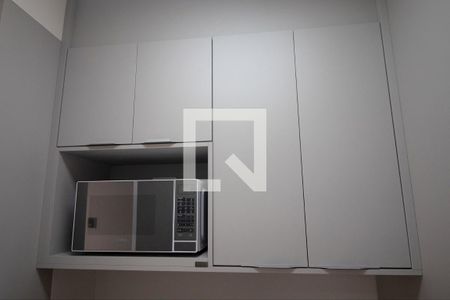Apartamento para alugar com 27m², 1 quarto e sem vaga Apartamento para alugar com 27m², 1 quarto e sem vagaCozinha - Armários