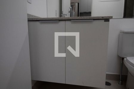Apartamento para alugar com 27m², 1 quarto e sem vaga Apartamento para alugar com 27m², 1 quarto e sem vagaBanheiro - armário