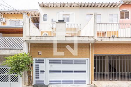 Casa à venda com 200m², 3 quartos e 2 vagasFachada