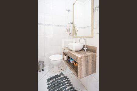 Lavabo de casa para alugar com 3 quartos, 200m² em Bela Vista, Osasco