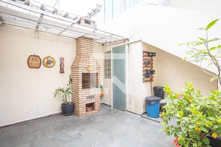 Casa à venda com 200m², 3 quartos e 2 vagasQuintal