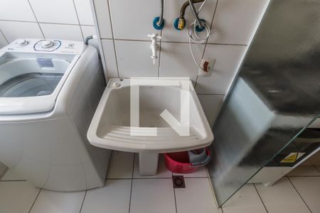 Apartamento para alugar com 57m², 2 quartos e 1 vagaDetalhe da area de serviço