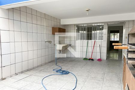 Casa para alugar com 100m², 2 quartos e 1 vaga Casa para alugar com 100m², 2 quartos e 1 vagaÁrea de Serviço