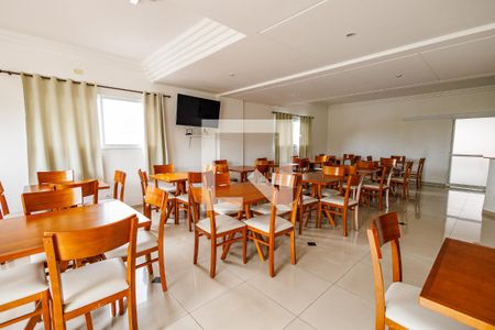 Apartamento para alugar com 75m², 2 quartos e 2 vagasÁrea comum - Salão de festas