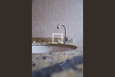 Apartamento para alugar com 75m², 2 quartos e 2 vagasBanheiro do Corredor