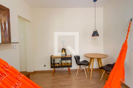 Sala de apartamento para alugar com 1 quarto, 43m² em Botafogo, Rio de Janeiro