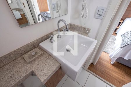 Apartamento para alugar com 32m², 1 quarto e 1 vagaSuíte - Banheiro