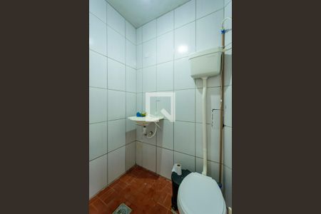 Casa à venda com 320m², 4 quartos e 2 vagas Casa à venda com 320m², 4 quartos e 2 vagasBanheiro de serviço