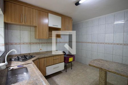 Casa à venda com 180m², 3 quartos e 2 vagas Casa à venda com 180m², 3 quartos e 2 vagasCozinha