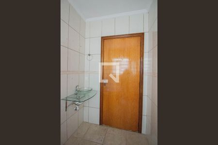 Casa à venda com 180m², 3 quartos e 2 vagas Casa à venda com 180m², 3 quartos e 2 vagasBanheiro