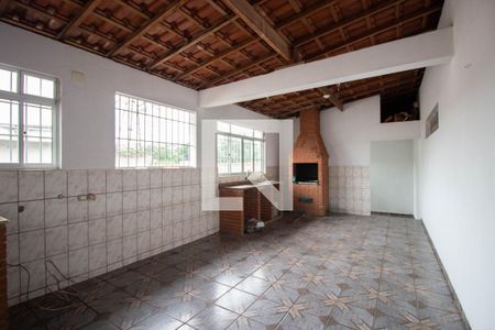 Casa à venda com 180m², 3 quartos e 2 vagas Casa à venda com 180m², 3 quartos e 2 vagasÁrea de Serviço - Churrasqueira