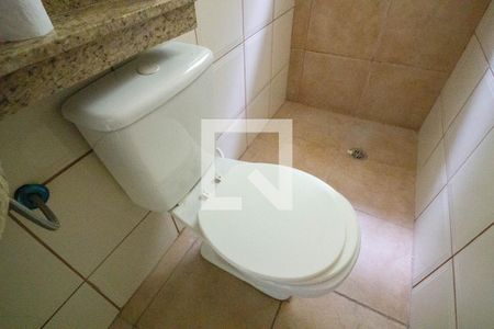 Casa à venda com 180m², 3 quartos e 2 vagas Casa à venda com 180m², 3 quartos e 2 vagasVaso